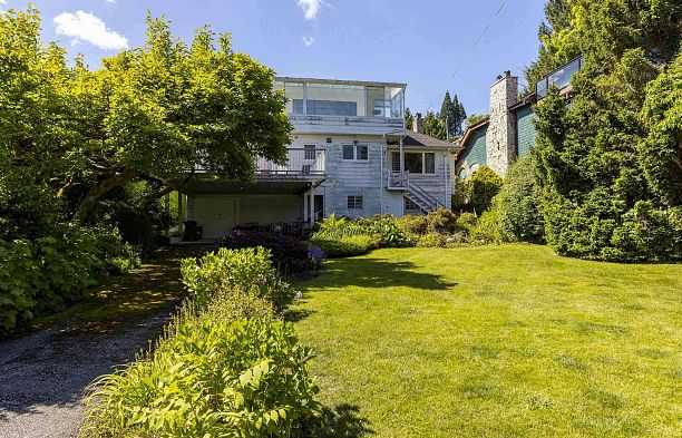 4355 W 3rd Avenue Point Grey