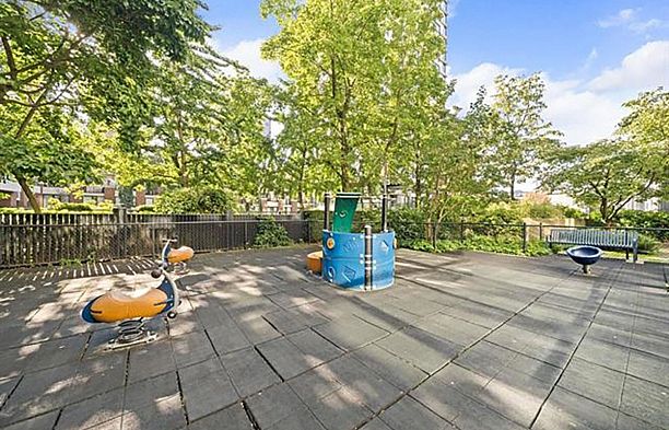 2403 928 Homer Street Yaletown