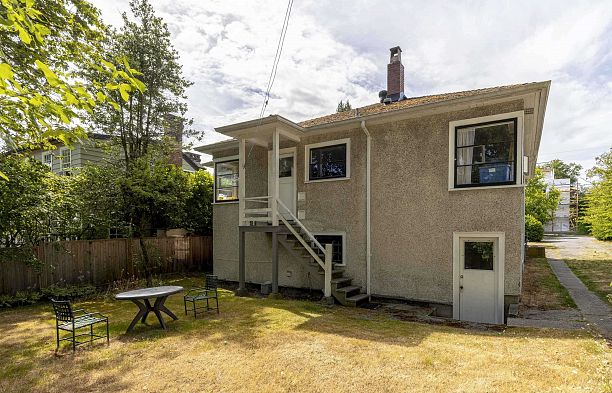 4691 W 5th Avenue Point Grey