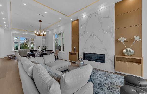 2246 W 20th Avenue Arbutus