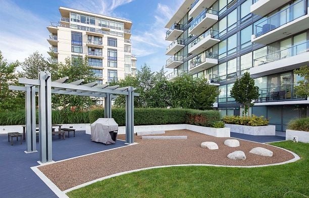 312 159 W 2nd Avenue False Creek