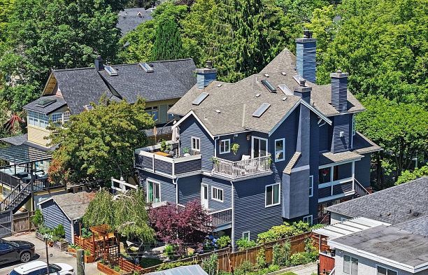 218 W 15th Avenue Mount Pleasant VW