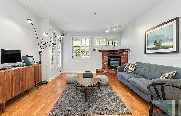 204 2525 Quebec Street Mount Pleasant VE