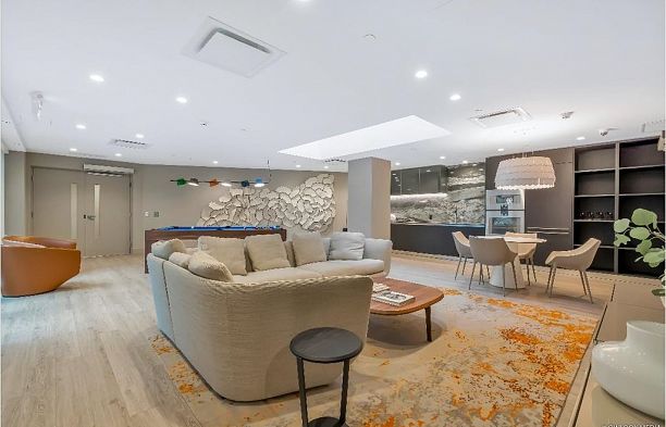 505/506 375 W 59th Avenue South Cambie