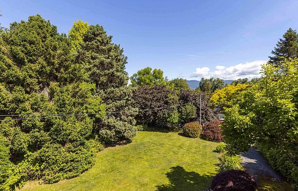 4355 W 3rd Avenue Point Grey