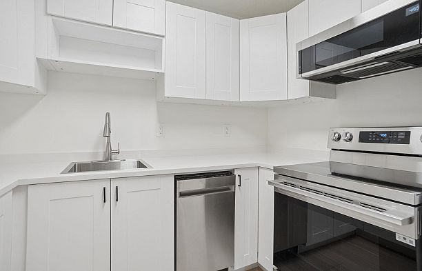 3 3250 W 4th Avenue Kitsilano