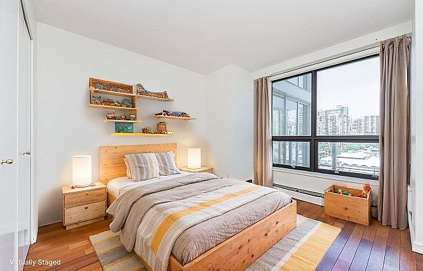 1304 283 Davie Street Yaletown