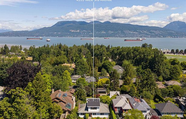 4355 W 3rd Avenue Point Grey