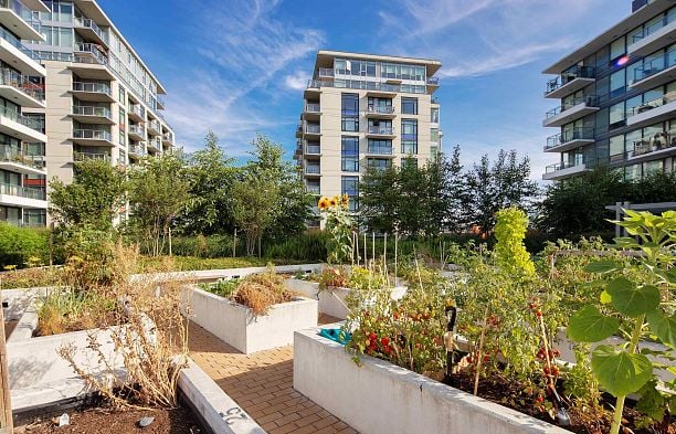 312 159 W 2nd Avenue False Creek