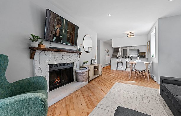 218 W 15th Avenue Mount Pleasant VW