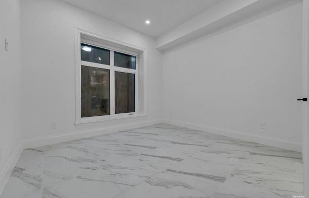 2246 W 20th Avenue Arbutus