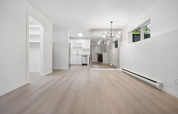 3 3250 W 4th Avenue Kitsilano