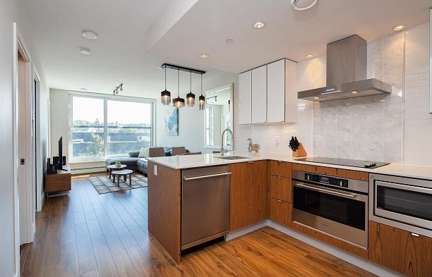 312 159 W 2nd Avenue False Creek