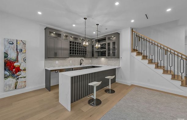 2246 W 20th Avenue Arbutus