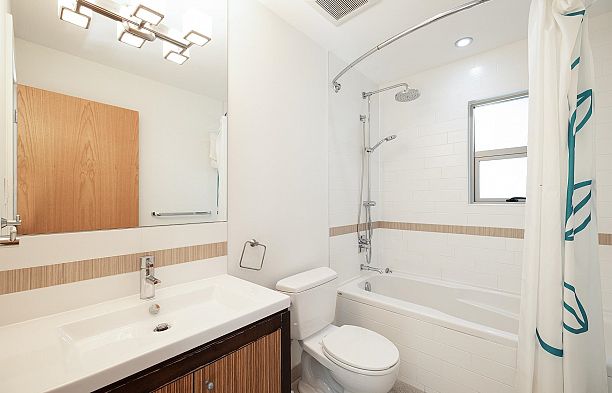 4888 Trafalgar Street MacKenzie Heights