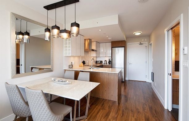 312 159 W 2nd Avenue False Creek