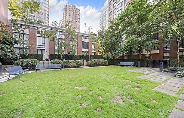 2403 928 Homer Street Yaletown