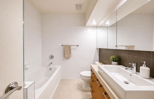 915 1333 W Georgia Street Coal Harbour