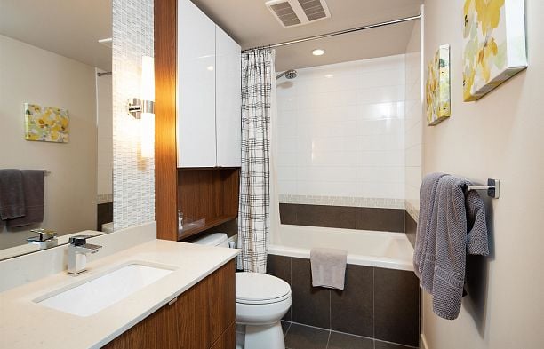 312 159 W 2nd Avenue False Creek