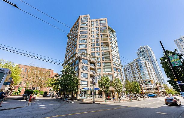 1304 283 Davie Street Yaletown