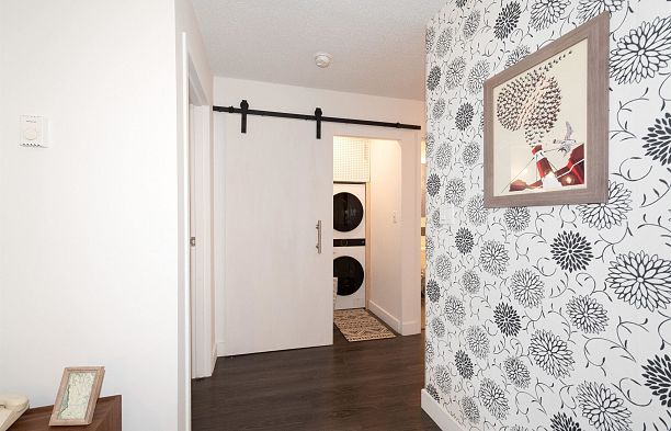 207 1990 W 6th Avenue Kitsilano