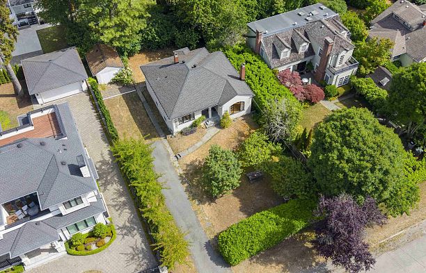4691 W 5th Avenue Point Grey