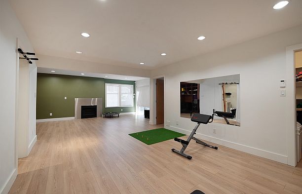 4888 Trafalgar Street MacKenzie Heights