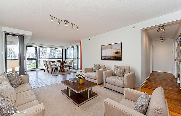 1304 283 Davie Street Yaletown