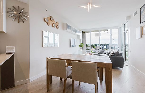 1821 1618 Quebec Street Mount Pleasant VE