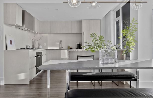 713 1887 Crowe Street False Creek