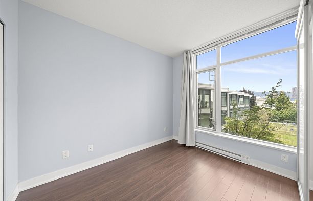 342 1777 W 7th Avenue Fairview VW