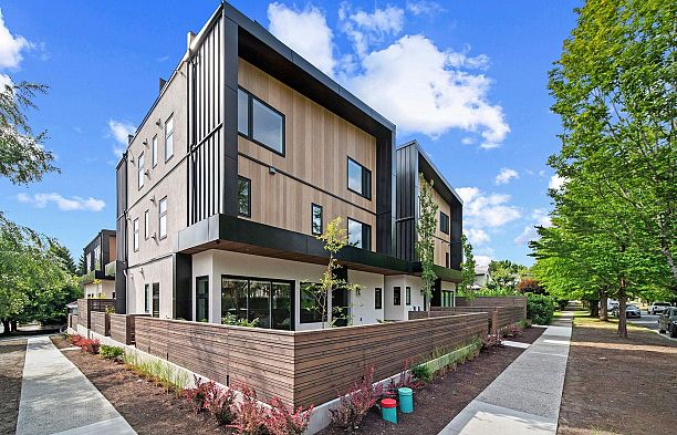 5489 Larch Street Kerrisdale