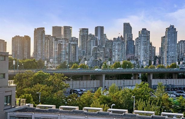 713 1887 Crowe Street False Creek