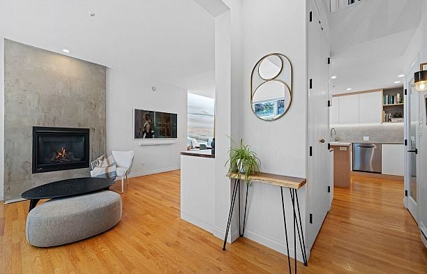 1987 W 13th Avenue Kitsilano