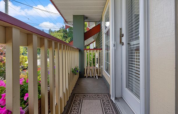 3608 W 7th Avenue Kitsilano