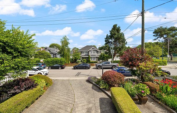 3608 W 7th Avenue Kitsilano