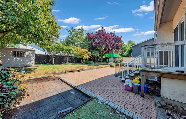 3549 W 40th Avenue Dunbar
