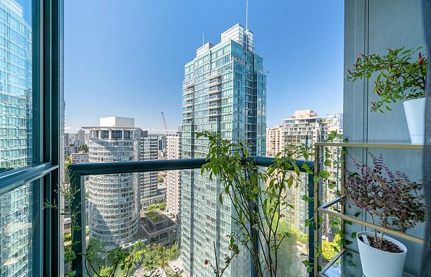 2603 1239 W Georgia Street Coal Harbour