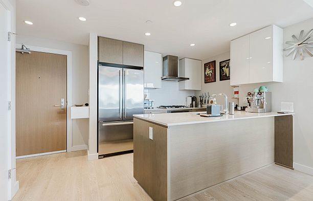 1821 1618 Quebec Street Mount Pleasant VE