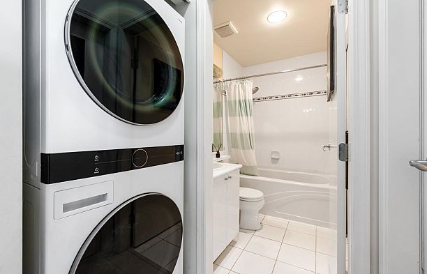 2603 1239 W Georgia Street Coal Harbour