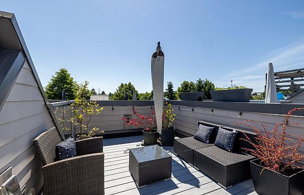 217 455 E 16th Avenue Mount Pleasant VE