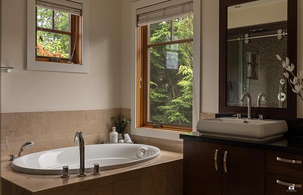 3936 Quesnel Drive Arbutus