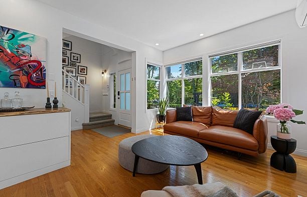 1987 W 13th Avenue Kitsilano