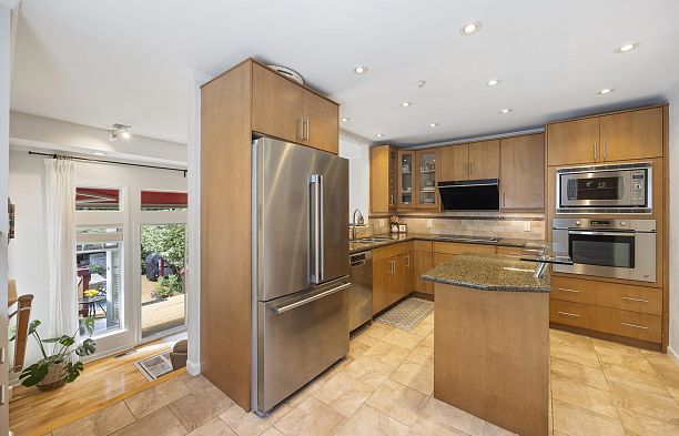 3608 W 7th Avenue Kitsilano