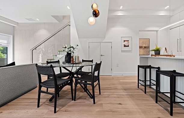5489 Larch Street Kerrisdale