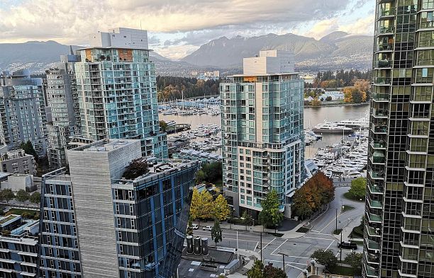 1304 1333 W Georgia Street Coal Harbour