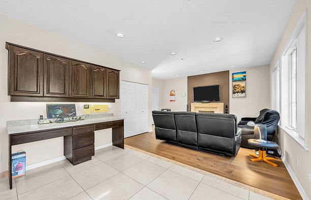 3549 W 40th Avenue Dunbar