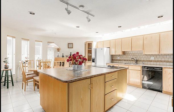 4055 W 31st Avenue Dunbar