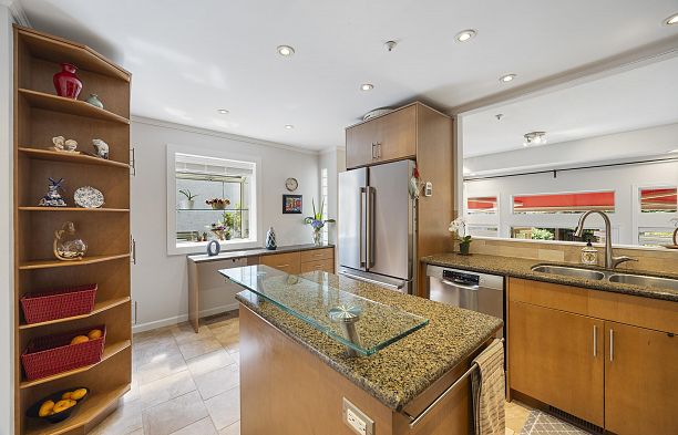 3608 W 7th Avenue Kitsilano