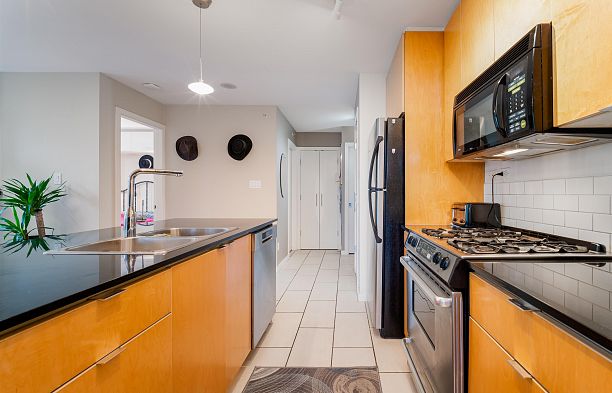 506 989 Beatty Street Yaletown